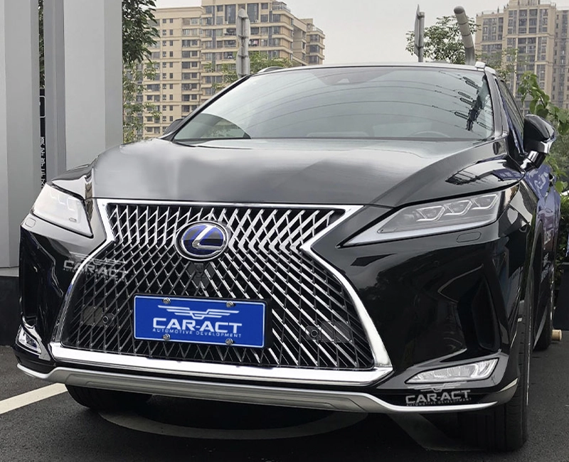 LS style chrome trim detail on 2020-2022 RX grille