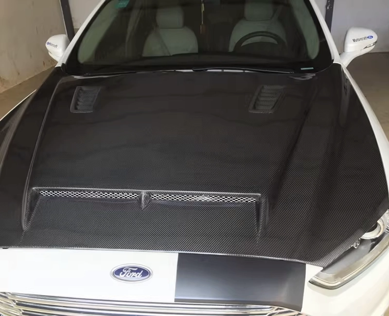 2018 Ford Mondeo Mk5 with carbon fiber hood bonnet