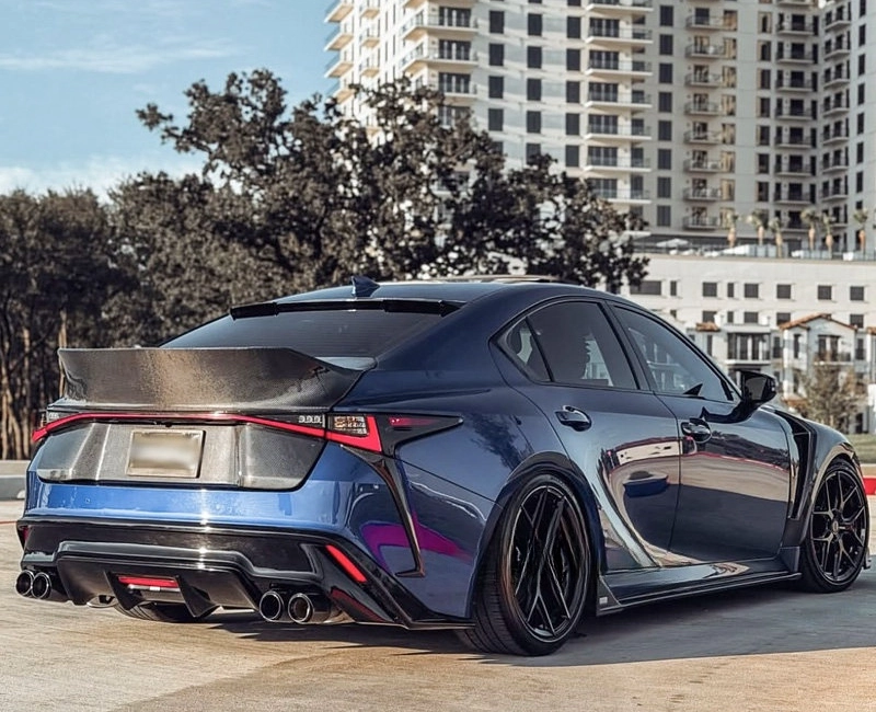 Lexus IS300 carbon fiber trunk
