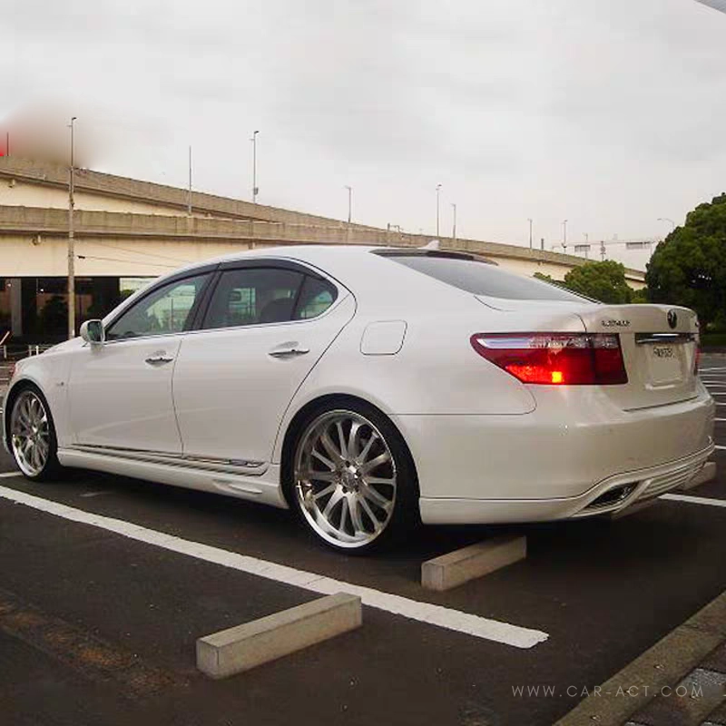 Lexus LS roof spoiler upgrade