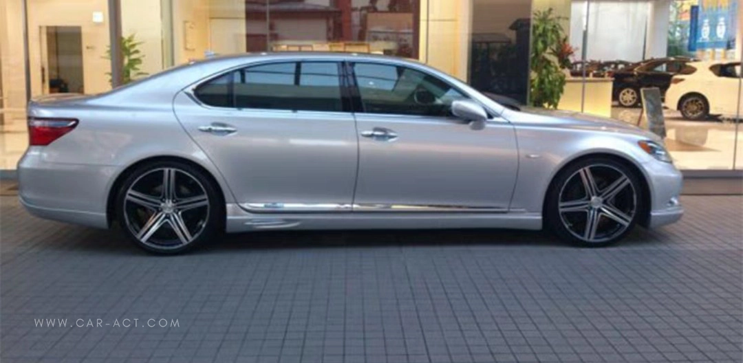 Lexus LS460 side skirts Wald style