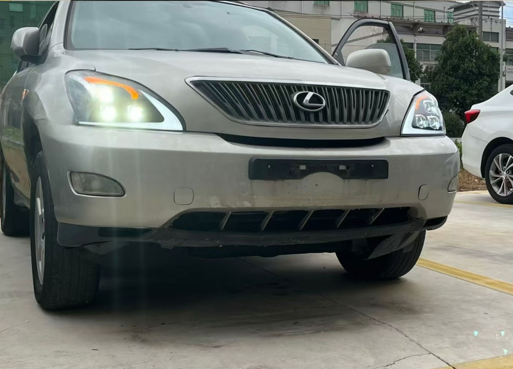 Lexus RX modern headlight conversion
