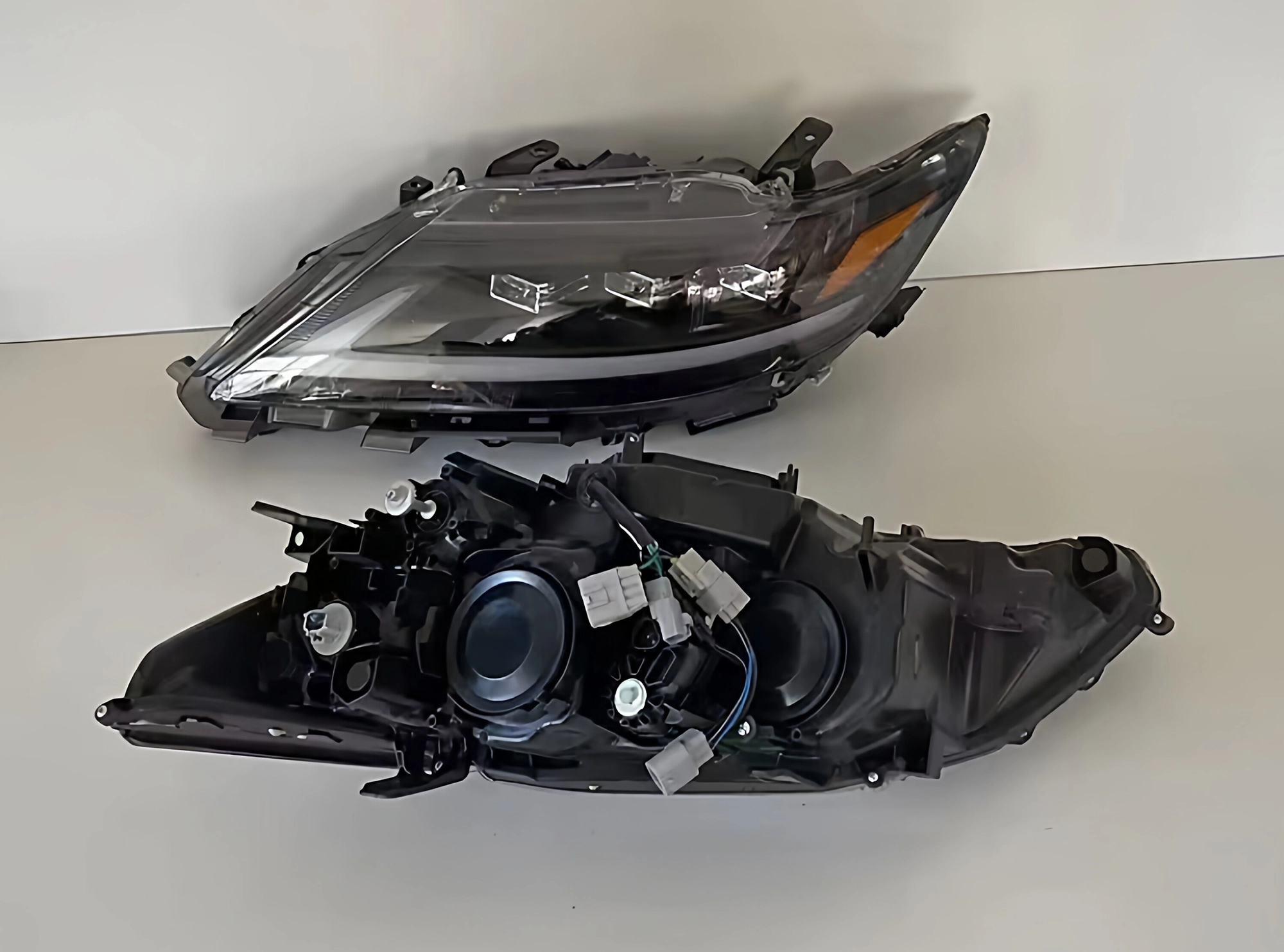 Lexus ES LED headlight rear housing connectors and mounting points